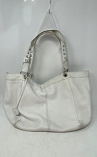 Load image into Gallery viewer, Donald J Pliner Womens White Pebbled Leather Inner Pocket Magnetic Tote Handbag
