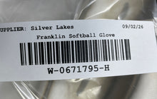 Load image into Gallery viewer, Franklin Unisex Field Master White Hand-Formed Pocket Fastpitch Softball Glove
