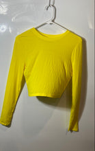 Load image into Gallery viewer, Express X Olivia Culpo Womens Yellow Pullover Cropped T-Shirt Size XS With Tag
