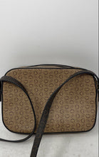 Load image into Gallery viewer, Guess Womens Insight Brown Inner Pockets Camera Crossbody Handbag
