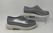 Load image into Gallery viewer, Melissa + Vitorino Campos Womens Grunge Silver Glitter Lace-Up Oxford Shoes Sz 8
