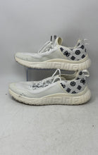 Load image into Gallery viewer, Guess Womens Carlan White Low Top Lace-Up Running Sneaker Shoes Size 11M
