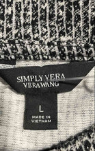 Load image into Gallery viewer, Authentic Simply Vera Vera Wang Womens Gray White Print Pullover Sweater Size L

