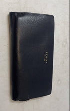 Load image into Gallery viewer, Radley London Womens Black Leather Credit Card Slots Flap Bifold Wallet
