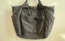 Load image into Gallery viewer, Authentic Marc By Marc Jacobs Womens Black Inner Pocket Medium Tote Handbag

