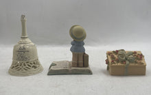 Load image into Gallery viewer, Lot Of 7 Pcs Mixed Variety Multicolor Ceramic Decorative Collectible Figurines
