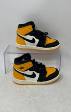 Load image into Gallery viewer, Nike Boys Air Jordan 1 Retro High OG AQ2665-711 Black Yellow Sneaker Shoes Sz 9C
