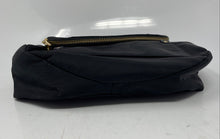 Load image into Gallery viewer, Authentic Marc Jacobs Womens Preppy Black Adjustable Strap Crossbody Bag Damaged
