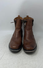 Load image into Gallery viewer, Guess Mens Brown Leather Round Toe Side Zipper Ankle Boots Size 7
