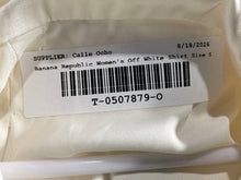 Load image into Gallery viewer, Banana Republic Womens Off White Satin Classic Fit Button-Up Shirt Size PS
