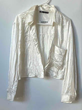 Load image into Gallery viewer, Zara Womens White Long Sleeve Collared Cropped Button-Up Shirt Size Medium
