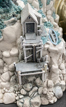Load image into Gallery viewer, Lenox Decor Multicolor Light And Land End Ceramic Light House By The Sea
