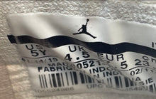 Load image into Gallery viewer, Nike Kids Air Jordan 11 Retro Low White Orange Lace-Up Sneaker Shoes Size 5Y
