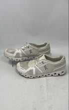Load image into Gallery viewer, On Womens Cloud 5 White Low Top Lace-Up Running Sneaker Shoes Size 10
