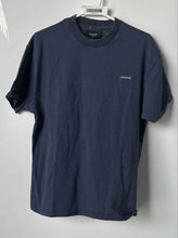 Load image into Gallery viewer, Legend London Mens Blue Short Sleeve Pullover T-Shirt Size Large
