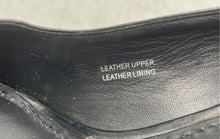 Load image into Gallery viewer, Authentic Vera Wang Lavender Womens Black Platform Pump Heels Size 7.5M Damaged
