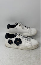 Load image into Gallery viewer, Karl Lagerfeld Womens Crete White Round Toe Lace-Up Sneakers Shoes Size 7 M
