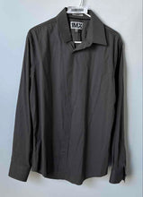 Load image into Gallery viewer, Express 1MX Mens Gray Long Sleeve Fitted Collared Dress Shirt Size L 16-16.5
