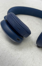 Load image into Gallery viewer, JBL Model Live 460NC Blue Active Noise Cancelling Wireless Headphones Untested
