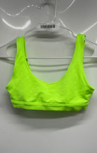 Load image into Gallery viewer, Alo Womens Neon Green Collarless Sleeveless Pullover Activewear Sports Bra Sz XS
