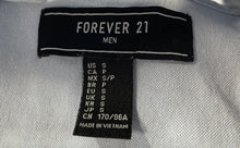 Load image into Gallery viewer, Forever 21 Mens Sky Blue Long Sleeve Collared Front Pocket Button-Up Shirt Sz S
