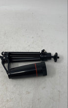 Load image into Gallery viewer, Black Universal Clip-On Mini Telephoto Lens Kit For Smartphones With Tripod
