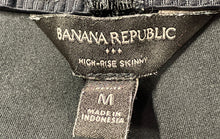 Load image into Gallery viewer, Banana Republic Womens Black Stretch Skinny Leg Trouser Pants Size Medium
