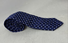 Load image into Gallery viewer, Hugo Boss Mens Light Blue Printed Silk Adjustable Keeper Loop Designer Tie
