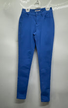 Load image into Gallery viewer, BQB Womens Blue Denim Stretch Pockets Skinny Leg Jeans Size 5 With Tag
