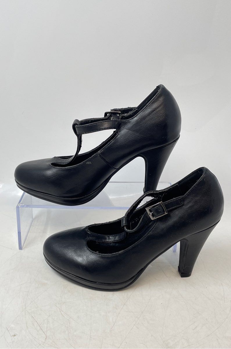 Bata Womens Black Leather Round Toe T-Strap High Pump Heels Size 35