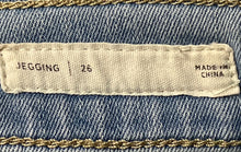 Load image into Gallery viewer, Pacsun Womens Blue Light Wash Denim Skinny Leg Jegging Jeans Size 26
