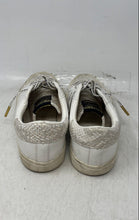 Load image into Gallery viewer, Vintage Havana Womens Gadol Gold Beige Low Top Designer Sneaker Shoes Size 7
