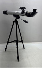 Load image into Gallery viewer, National Geographic CF600PM Silver Black Carbon Fiber 50mm Pan Handle Telescope
