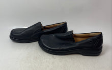 Load image into Gallery viewer, Nurse Mates Womens Meredith Black Round Toe Loafer Shoes Size 8

