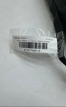 Load image into Gallery viewer, Wilson Federer 25 Junior Professional Tennis Racquet With Accessories

