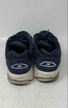 Load image into Gallery viewer, New Balance Boys 2002R GC2002NV Blue White Lace-Up Low Top Running Shoes Size 7M

