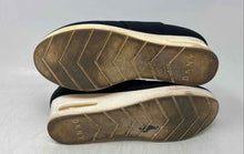 Load image into Gallery viewer, DKNY Womens Navy Blue Low Top Slip-On Platform Sneaker Shoes Size 5.5M
