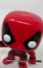 Load image into Gallery viewer, Funko Pop! Marvel Universe 20 Deadpool Vinyl Bobble-Head Figure Collection
