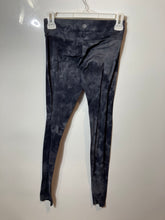 Load image into Gallery viewer, Lululemon Womens Gray Elastic Waist Activewear Pull-On Ankle Leggings Pants Sz 4

