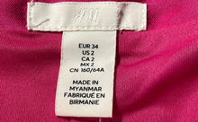Load image into Gallery viewer, H&amp;M Womens Fuchsia Pink Shiny Satin Side-Zip Short Mini Skirt Size 2
