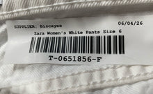Load image into Gallery viewer, Zara Womens White Cotton Light Wash Pockets Cut Out Straight Denim Jeans Size 6
