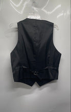 Load image into Gallery viewer, Statement Mens Black Sleeveless Single-Breasted Button Front Suit Vest Size 38R
