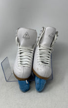 Load image into Gallery viewer, Jackson Kids White Round Toe Lace-Up Winter Ice Skates Size 3

