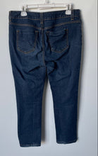 Load image into Gallery viewer, DKNY Womens Blue Denim 5-Pocket Design Button Front Straight Leg Jeans Size 14P

