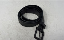 Load image into Gallery viewer, Levi's Mens Black Leather Metal Single Prong Buckle Adjustable Dress Belt
