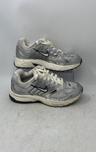Load image into Gallery viewer, Nike Womens Air Pegasus 2K5 HJ310-025 Silver Lace-Up Running Shoes Size 7
