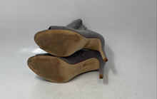 Load image into Gallery viewer, Marc Fisher Womens Serenity Gray Side Zip Casual Ankle Booties Size 8/5
