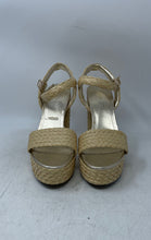 Load image into Gallery viewer, Guess Womens Gabela Gold Leather Open Toe Block Platform Heels Size 10M
