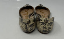 Load image into Gallery viewer, Sam Edelman Womens Rodney Gray Black Snakeskin Print D&#39;Orsay Flats Shoes Sz 5.5
