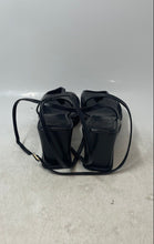 Load image into Gallery viewer, Vince Camuto Womens Fetemee Black Leather Platform Strappy Sandals Size 8.5

